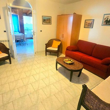 Casa Rando Mary'S House Apartment Таормина Екстериор снимка